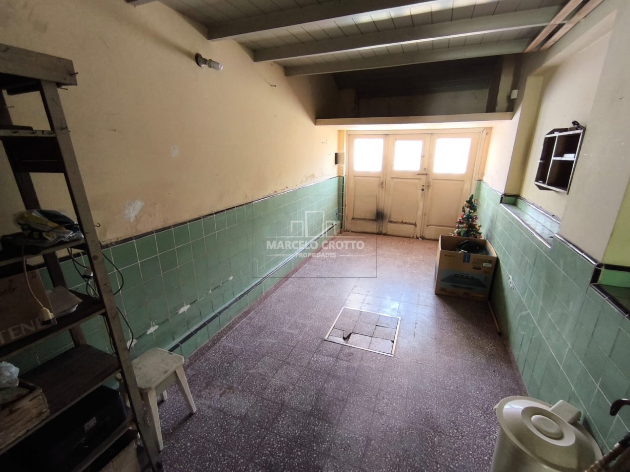 VENTA CHALET 3 AMBIENTES PARQUE GARAGE ALTILLO BARRIO CHAUVIN