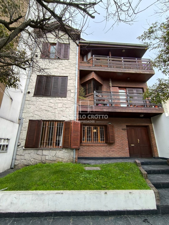 ALQUILER VIVIENDA PH 3 AMBIENTES AL FRENTE PLANTA BAJA BARRIO CHAUVIN PATIO LAVADERO