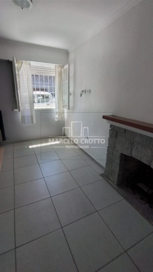 ALQUILER VIVIENDA 24 MESES DEPARTAMENTO 3 AMBINTES CON PATIO PLANTA BAJA MACRO CENTRO