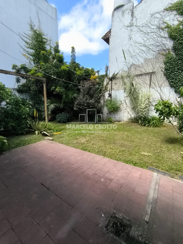 VENTA CHALET 3 AMBIENTES PARQUE GARAGE ALTILLO BARRIO CHAUVIN