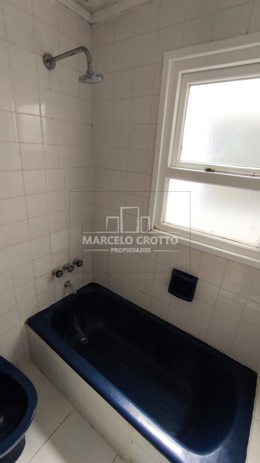 ALQUILER DEPARTAMENTO 2 AMBIENTES CON LAVADERO, BALCON CERRADO, BARRIO LA PERLA