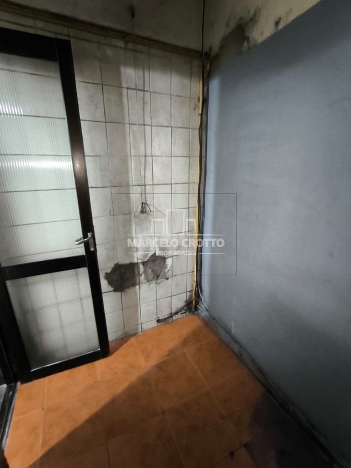 ALQUILER DEPARTAMENTO 2 AMBIENTES CON BALCON A LA CALLE BARRIO TERMINAL VIEJA