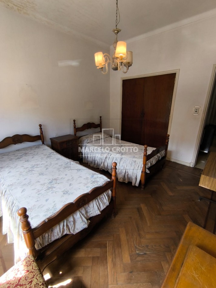 VENTA CHALET 3 AMBIENTES PARQUE GARAGE ALTILLO BARRIO CHAUVIN