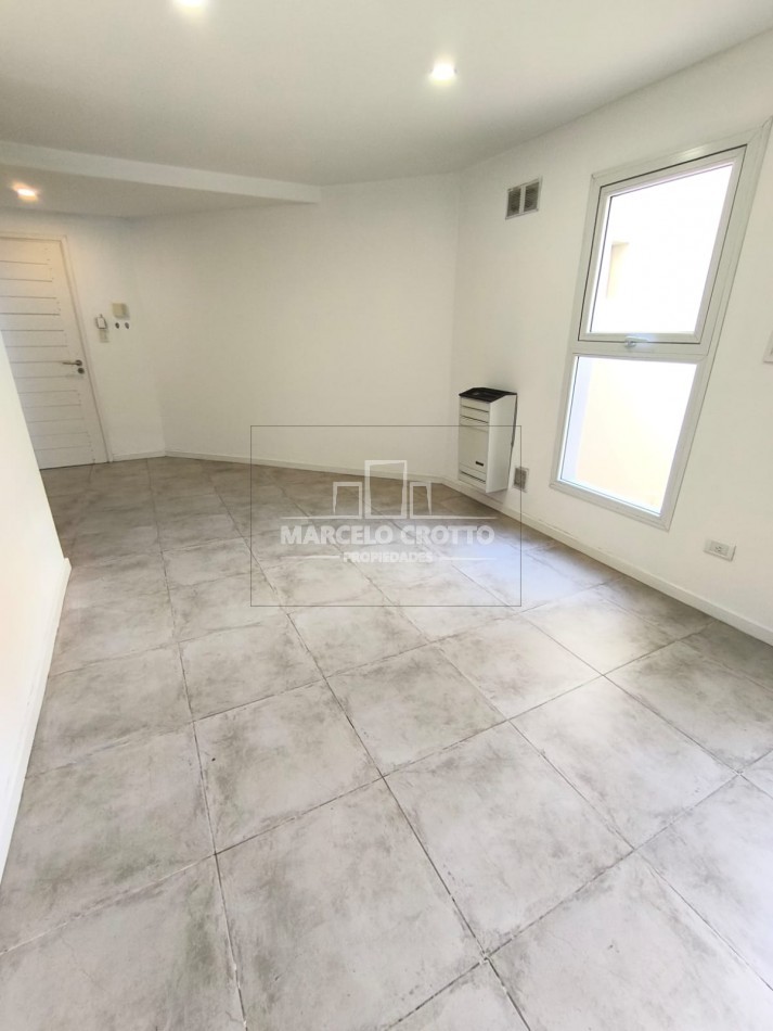 ALQUILER DE PH 2 AMBIENTES AMPLIOS, PLANTA BAJA, LUMINOSO CON PATIO Y PARRILLA