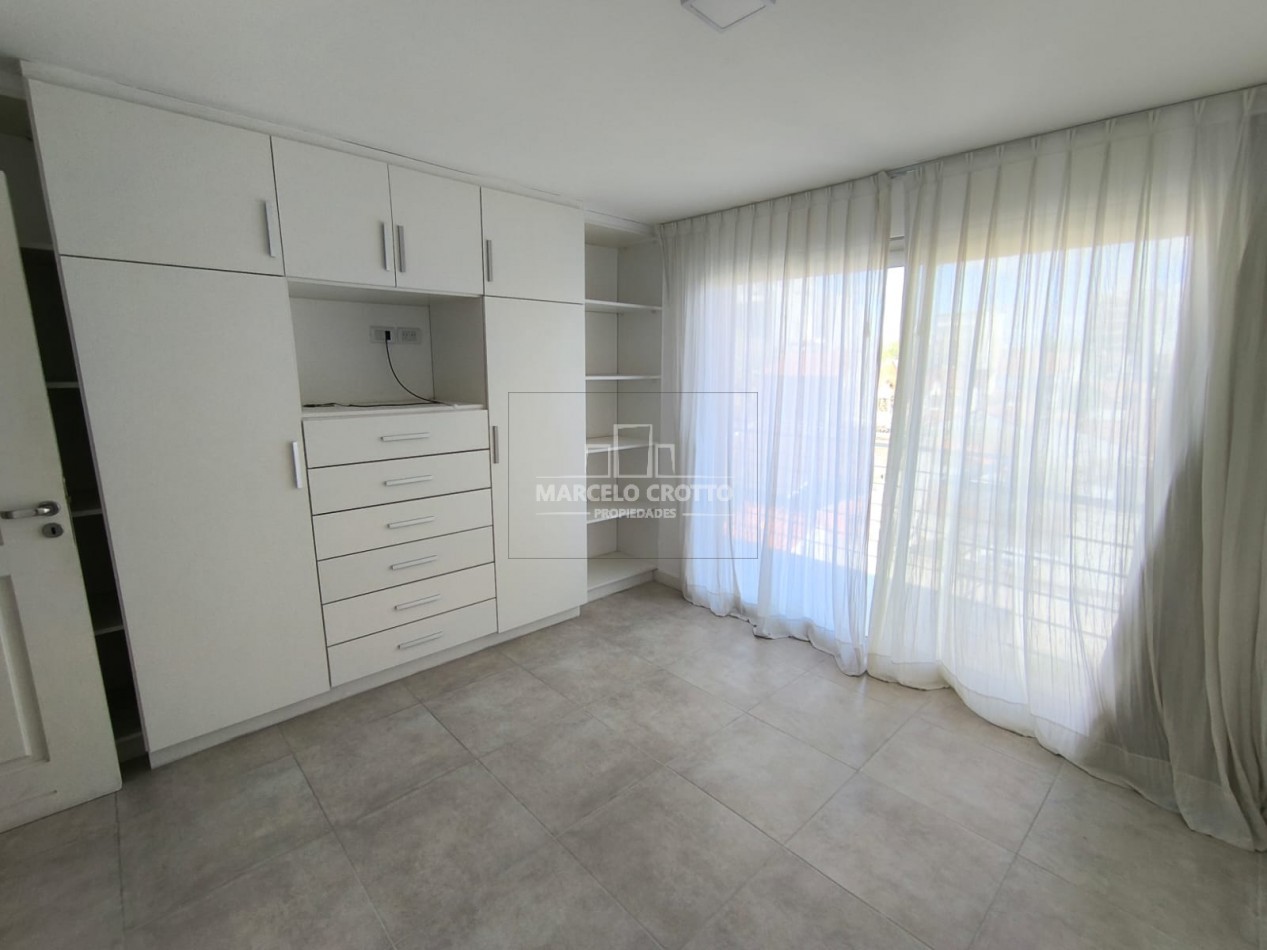 ALQUILER VIVIENDA DEPARTAMENTO 2 AMBIENTES AMPLIO LUMINOSO CON COCHERA