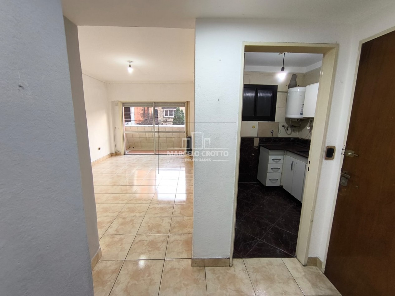 ALQUILER DEPARTAMENTO 2 AMBIENTES CON BALCON A LA CALLE BARRIO TERMINAL VIEJA