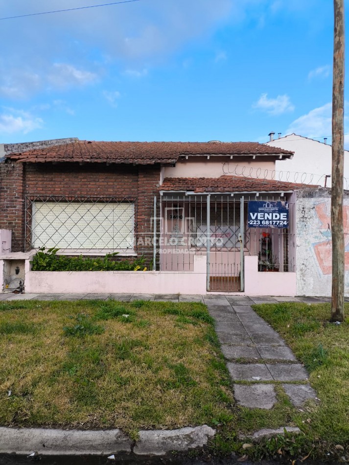 VENTA DE CASA 3 AMBIENTES A RECICLAR BARRIO EL PROGRESO