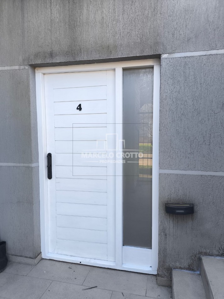 ALQUILER DE PH 2 AMBIENTES AMPLIOS, PLANTA BAJA, LUMINOSO CON PATIO Y PARRILLA