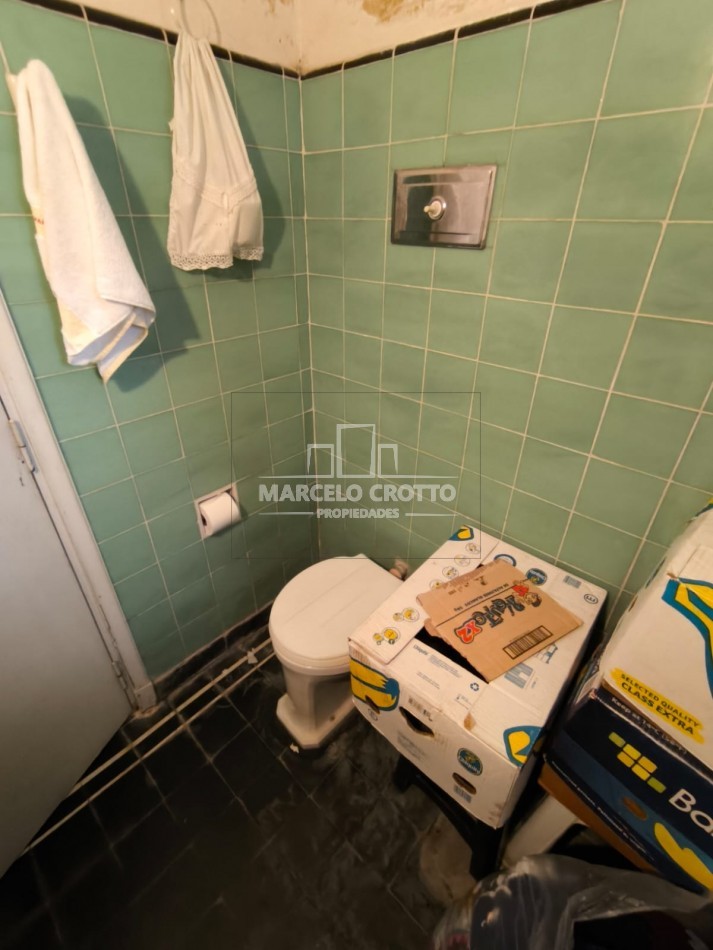 VENTA DE CASA 3 AMBIENTES A RECICLAR BARRIO EL PROGRESO