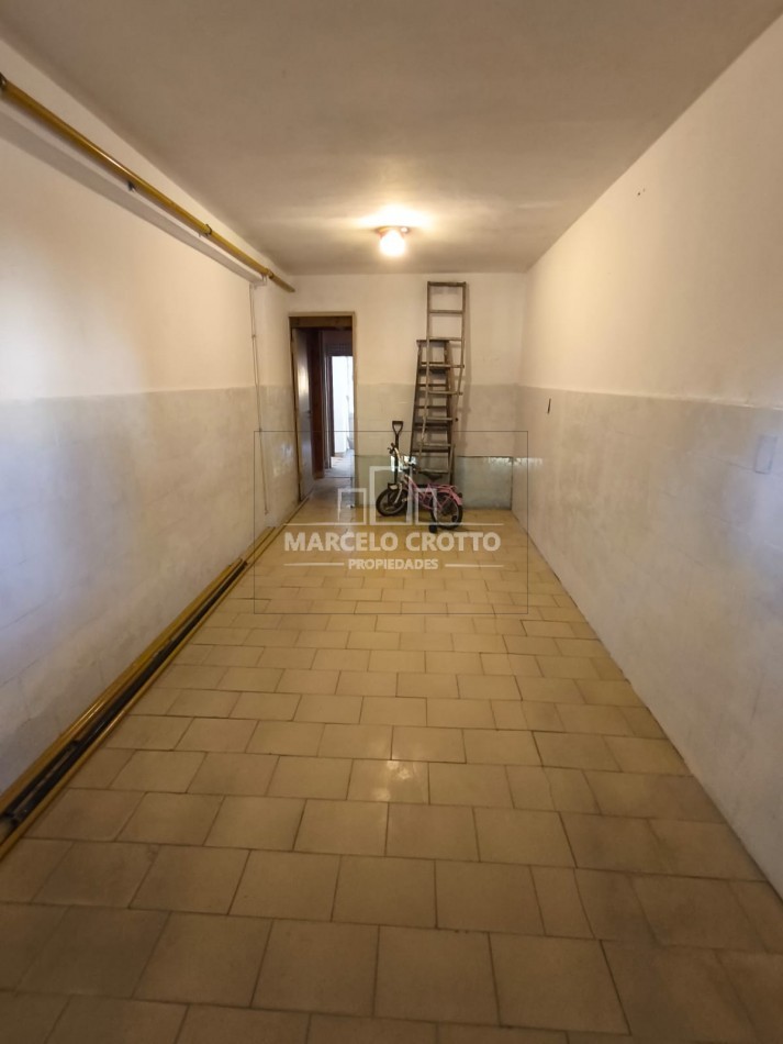 ALQUILER CHALET 3 AMBIENTES CON GARAGE + DEPARTAMENTO 2 AMBIENTES BARRIO SAN CARLOS