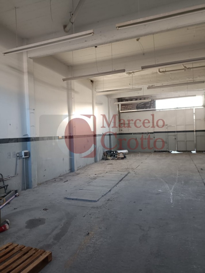 ALQUILER COMERCIAL 36 MESES DEPOSITO LOCAL ZONA LAS AVENIDAD ZONIFICACION E2 A UNA CUADRA DE JUAN B. JUSTO