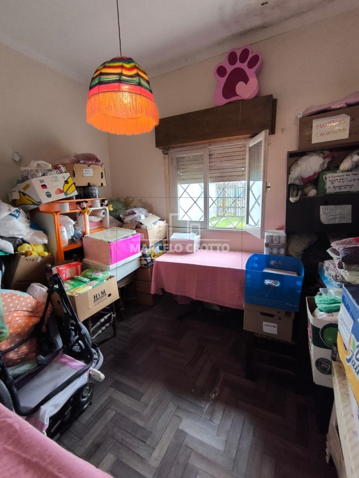 VENTA DE CASA 3 AMBIENTES A RECICLAR BARRIO EL PROGRESO
