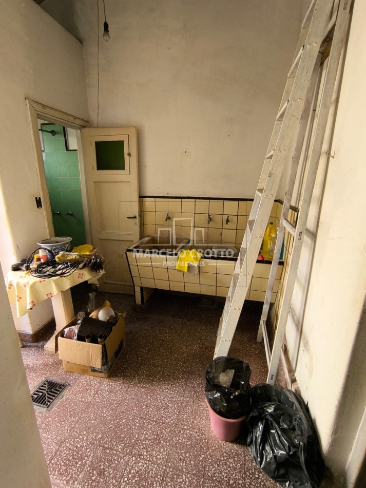 VENTA CHALET 3 AMBIENTES PARQUE GARAGE ALTILLO BARRIO CHAUVIN