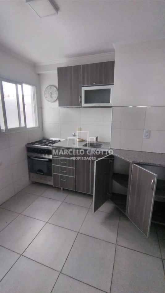 ALQUILER VIVIENDA 24 MESES DEPARTAMENTO 3 AMBINTES CON PATIO PLANTA BAJA MACRO CENTRO