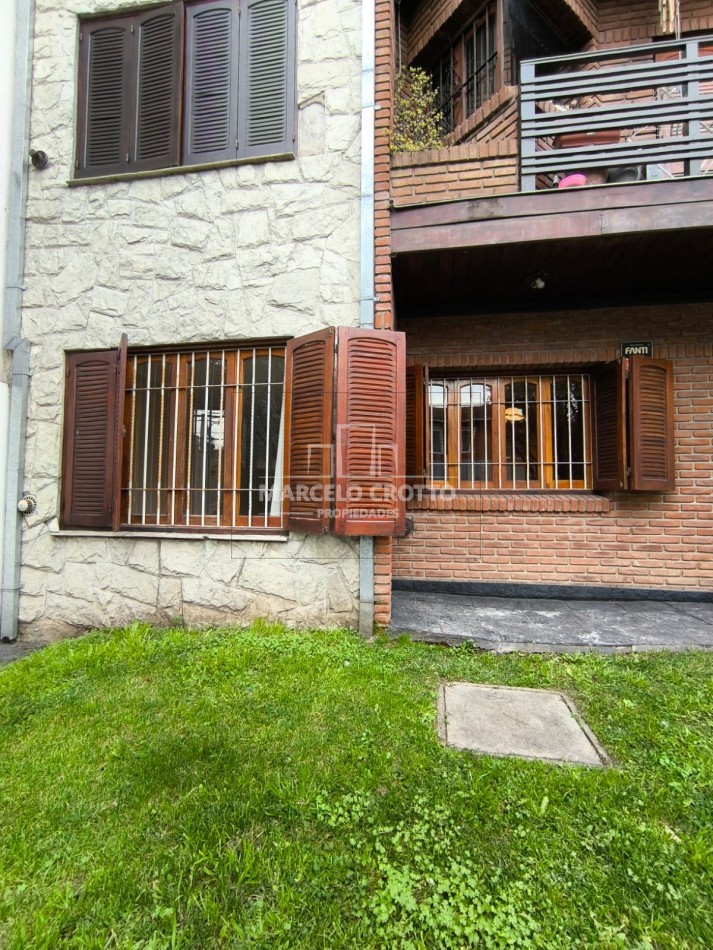 ALQUILER VIVIENDA PH 3 AMBIENTES AL FRENTE PLANTA BAJA BARRIO CHAUVIN PATIO LAVADERO