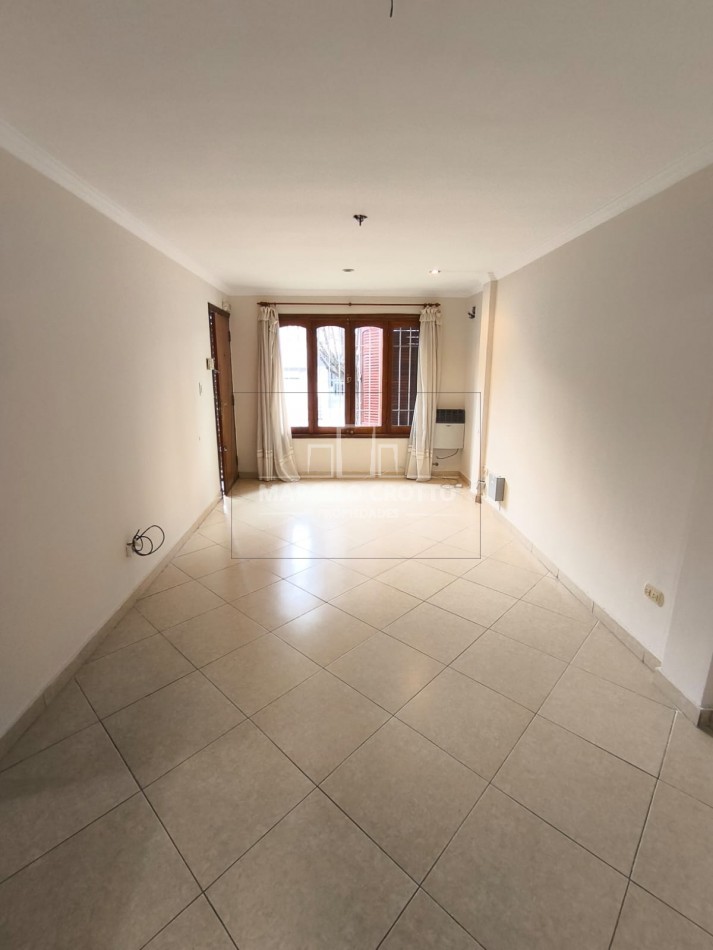 ALQUILER VIVIENDA PH 3 AMBIENTES AL FRENTE PLANTA BAJA BARRIO CHAUVIN PATIO LAVADERO