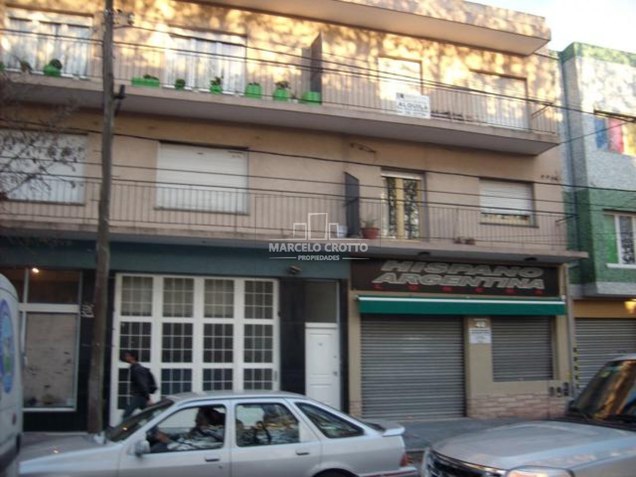 ALQUILER DEPARTAMENTO 3 AMBIENTES A LA CALLE BARRIO LAS AVENIDAS