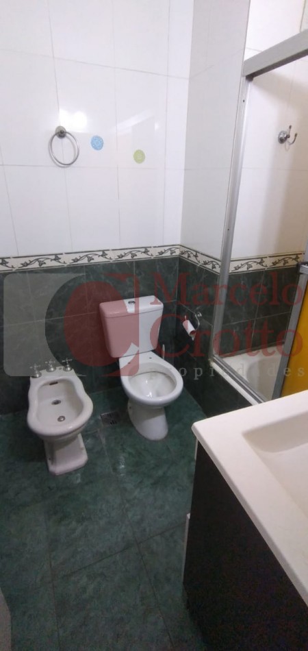 ALQUILER 24 MESES DEPARTAMENTO 2 AMBIENTES A LA CALLE CON BALCON ZONA PASEO ALDREY LAMADRID Y FALUCHO