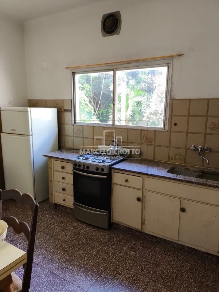 VENTA CHALET 3 AMBIENTES PARQUE GARAGE ALTILLO BARRIO CHAUVIN