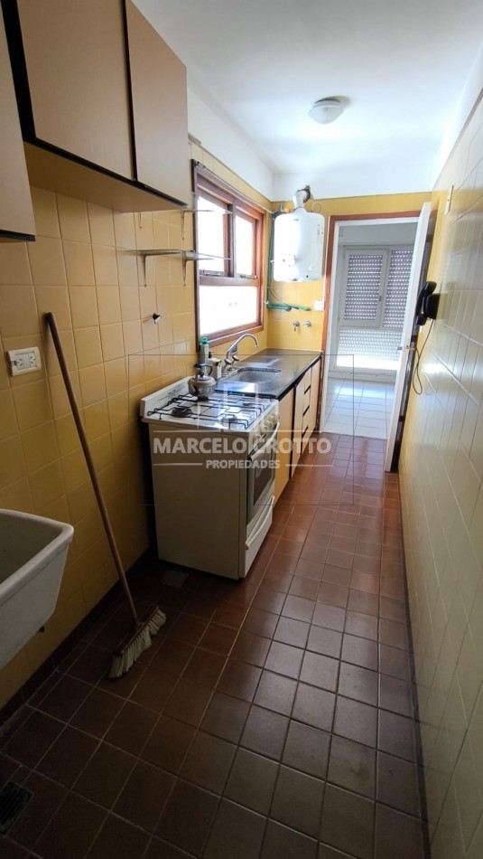 ALQUILER DEPARTAMENTO 2 AMBIENTES CON LAVADERO, BALCON CERRADO, BARRIO LA PERLA