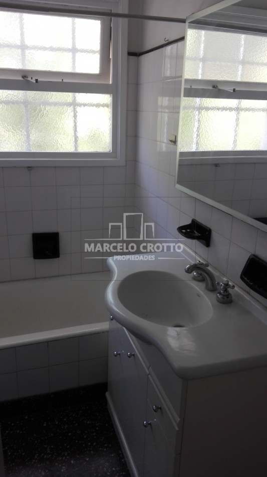 ALQUILER VIVIENDA DEPARTAMENTO 5 AMBINTES 2 BAÑOS ZONA JUAN B JUSTO Y TUCUMAN MAR DEL PLATA