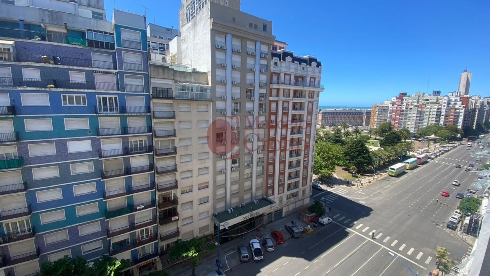 VENTA DEPARTAMENTO 3 Ambientes con balcon reciclado amoblado y decorado