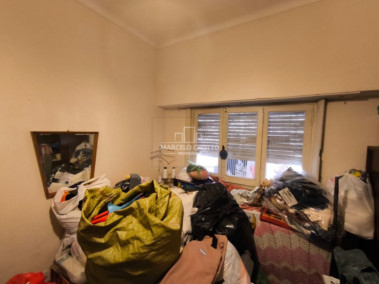 VENTA DE CASA 3 AMBIENTES A RECICLAR BARRIO EL PROGRESO
