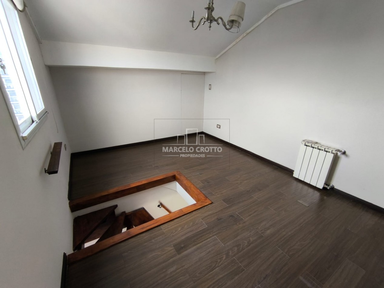VENTA DEPARTAMENTO 2 AMBIENTES CON BALCON A LA CALLE DEPENDENCIA Y COCHERA CUBIERTA BARRIO SAN JOSE
