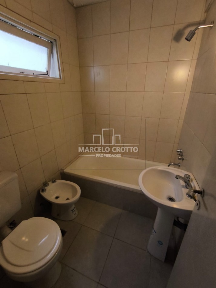 Alquiler vivienda departamento a la calle plaza mitre