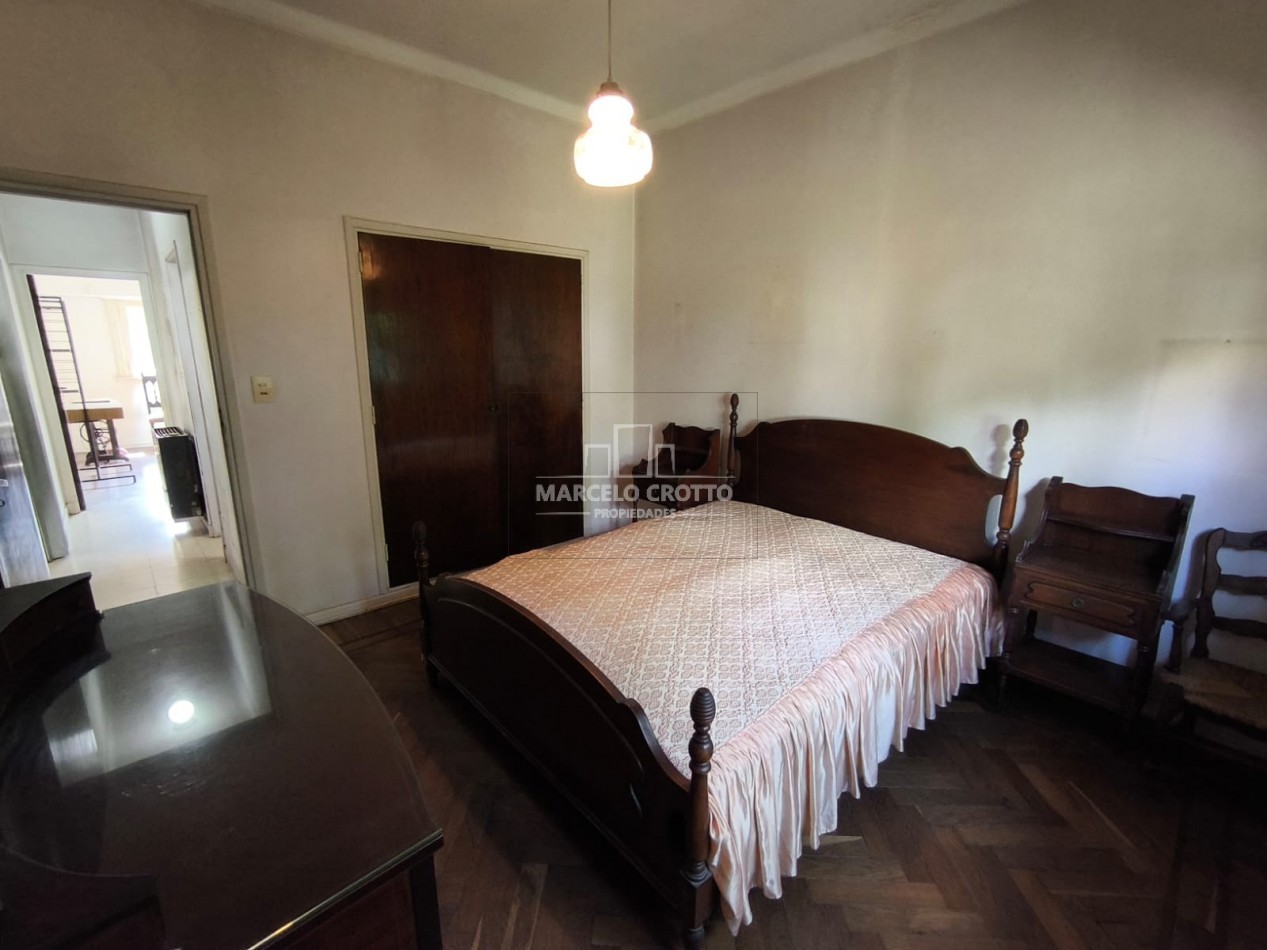 VENTA CHALET 3 AMBIENTES PARQUE GARAGE ALTILLO BARRIO CHAUVIN