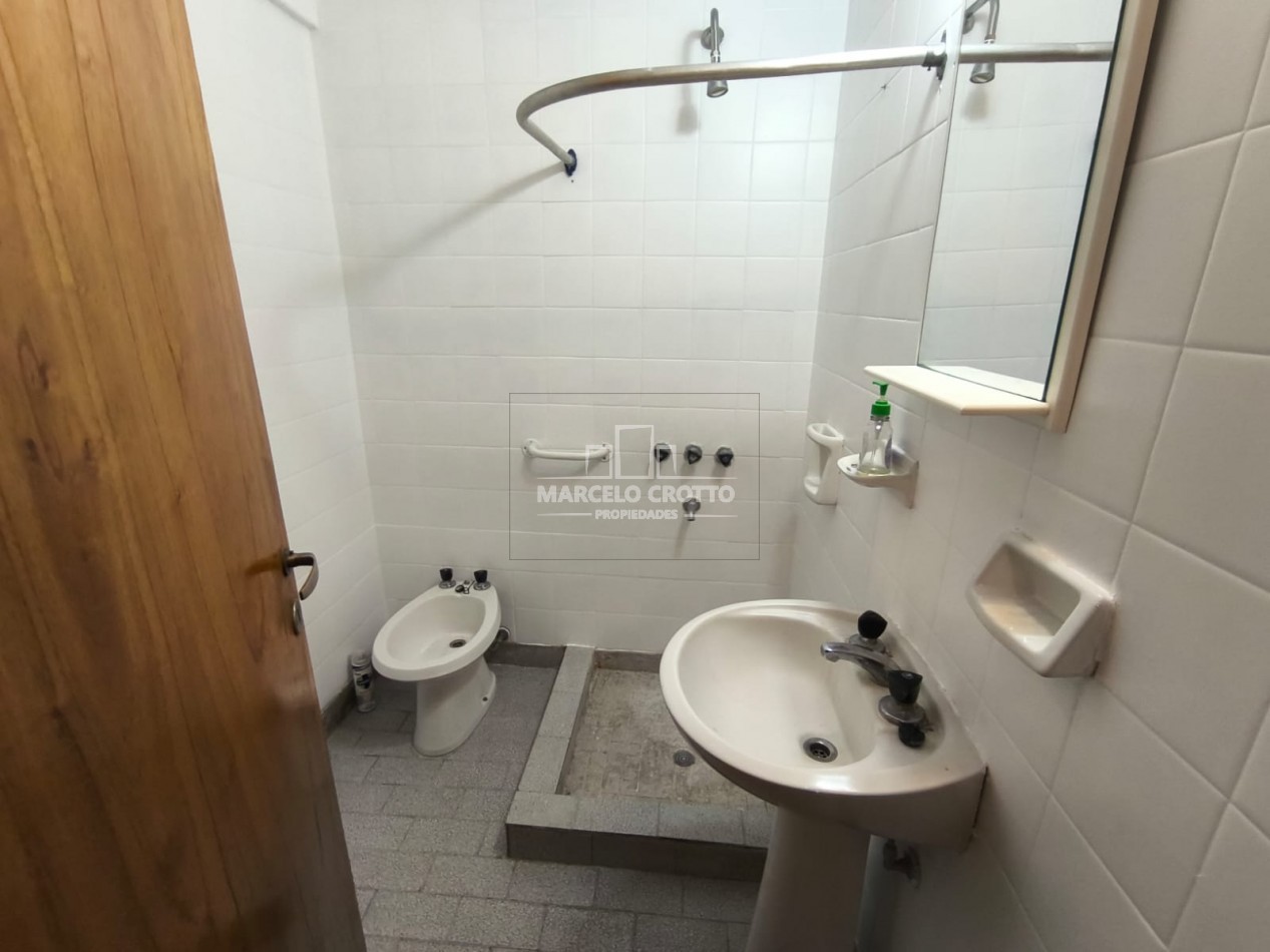 ALQUILER DEPARTAMENTO 3 AMBIENTES PLANTA BAJA CON PATIO BARRIO SAN CARLOS
