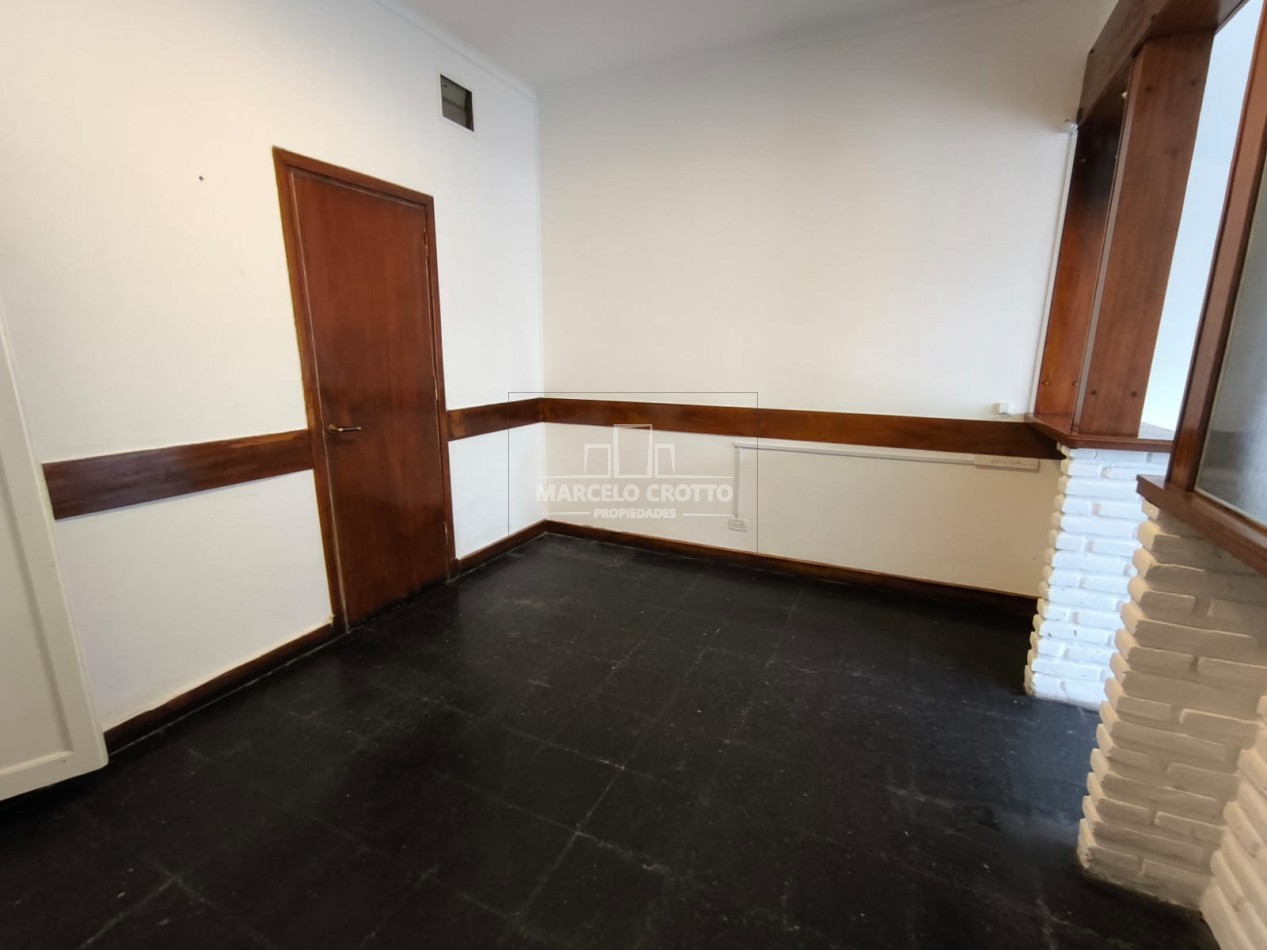 ALQUILER COMERCIAL, SOLO PARA OFICINA BARRIO CHAUVIN 