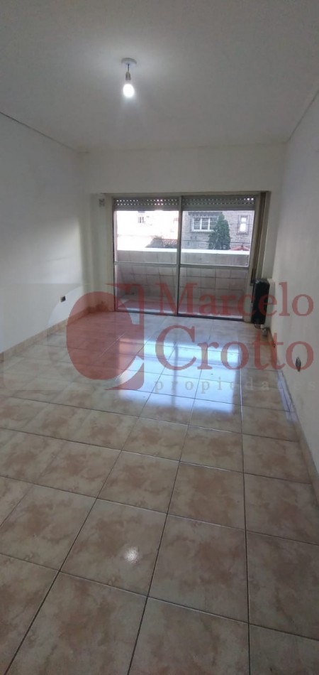 ALQUILER 24 MESES DEPARTAMENTO 2 AMBIENTES A LA CALLE CON BALCON ZONA PASEO ALDREY LAMADRID Y FALUCHO