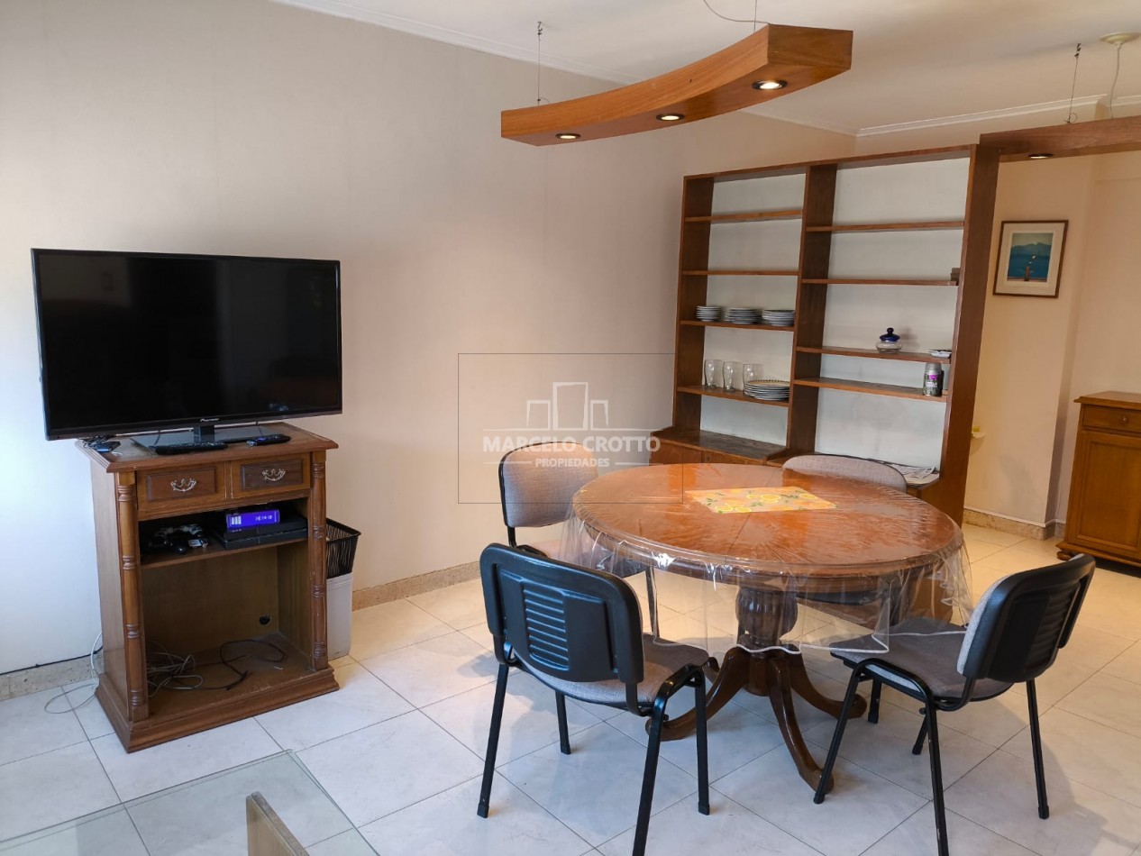 VENTA DEPARTAMENTO 2 AMBIENTES AMPLIOS 49 MTS2. PLANTA BAJA BARRIO CHAUVIN