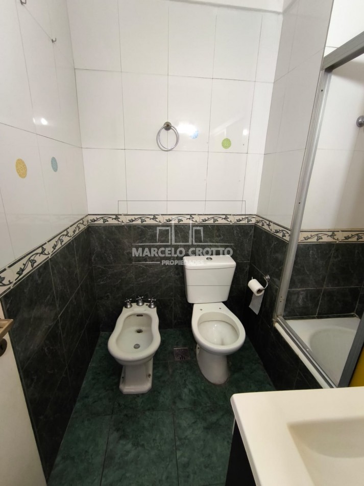 ALQUILER DEPARTAMENTO 2 AMBIENTES CON BALCON A LA CALLE BARRIO TERMINAL VIEJA