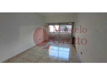 ALQUILER 24 MESES DEPARTAMENTO 2 AMBIENTES A LA CALLE CON BALCON ZONA PASEO ALDREY LAMADRID Y FALUCHO