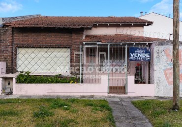 VENTA DE CASA 3 AMBIENTES A RECICLAR BARRIO EL PROGRESO